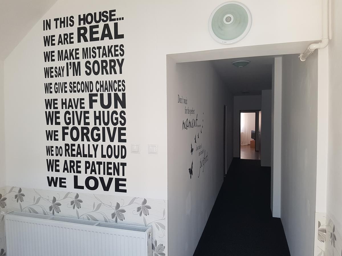 סיביו My Place - Cozy Rooms מראה חיצוני תמונה